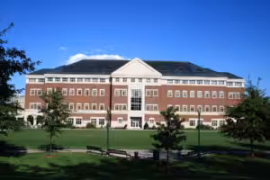 1024px-Vance_Academic_Center,_Central_Connecticut_State_University,_2009-09-15
