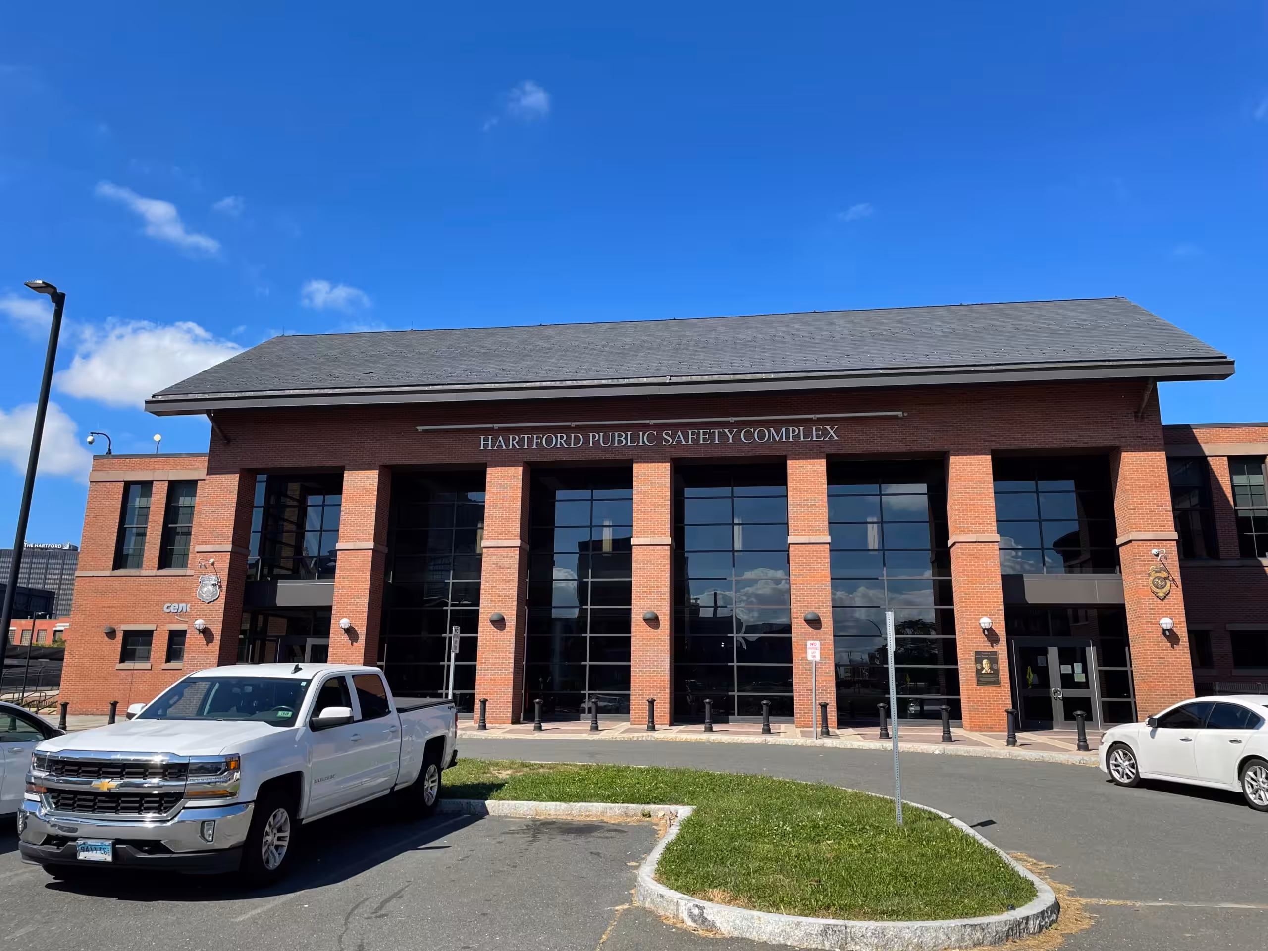 “Is this America?” Blogger critical of Hartford PD is ordered by court to turn over computer and phone